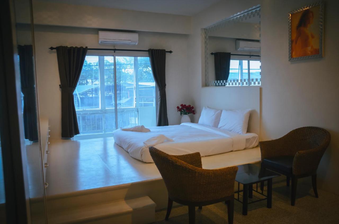 Fortune Sapphire Hotel Pattaya Exterior photo